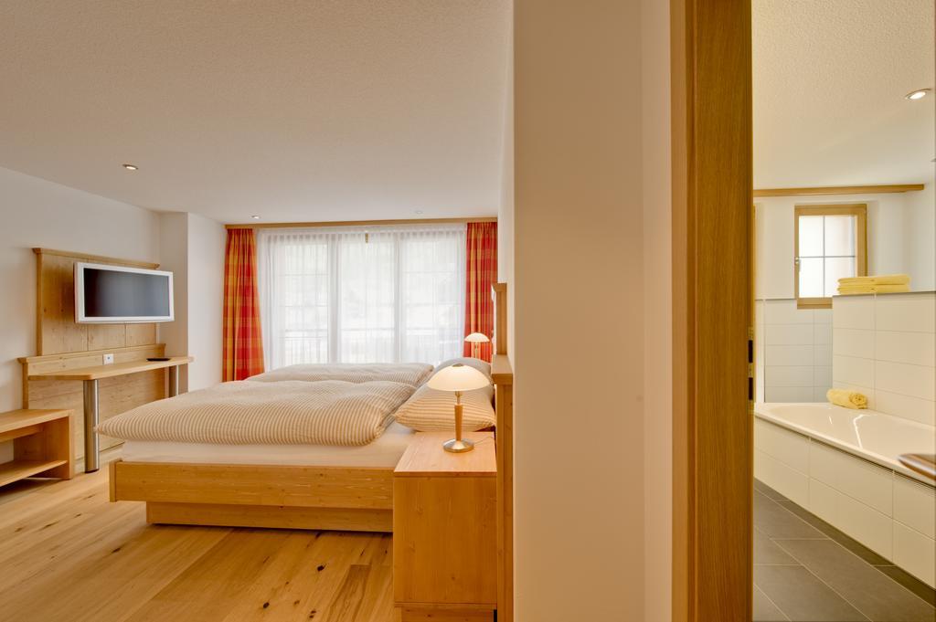 Jaegerhof Serviced Apartements زيرمات الغرفة الصورة
